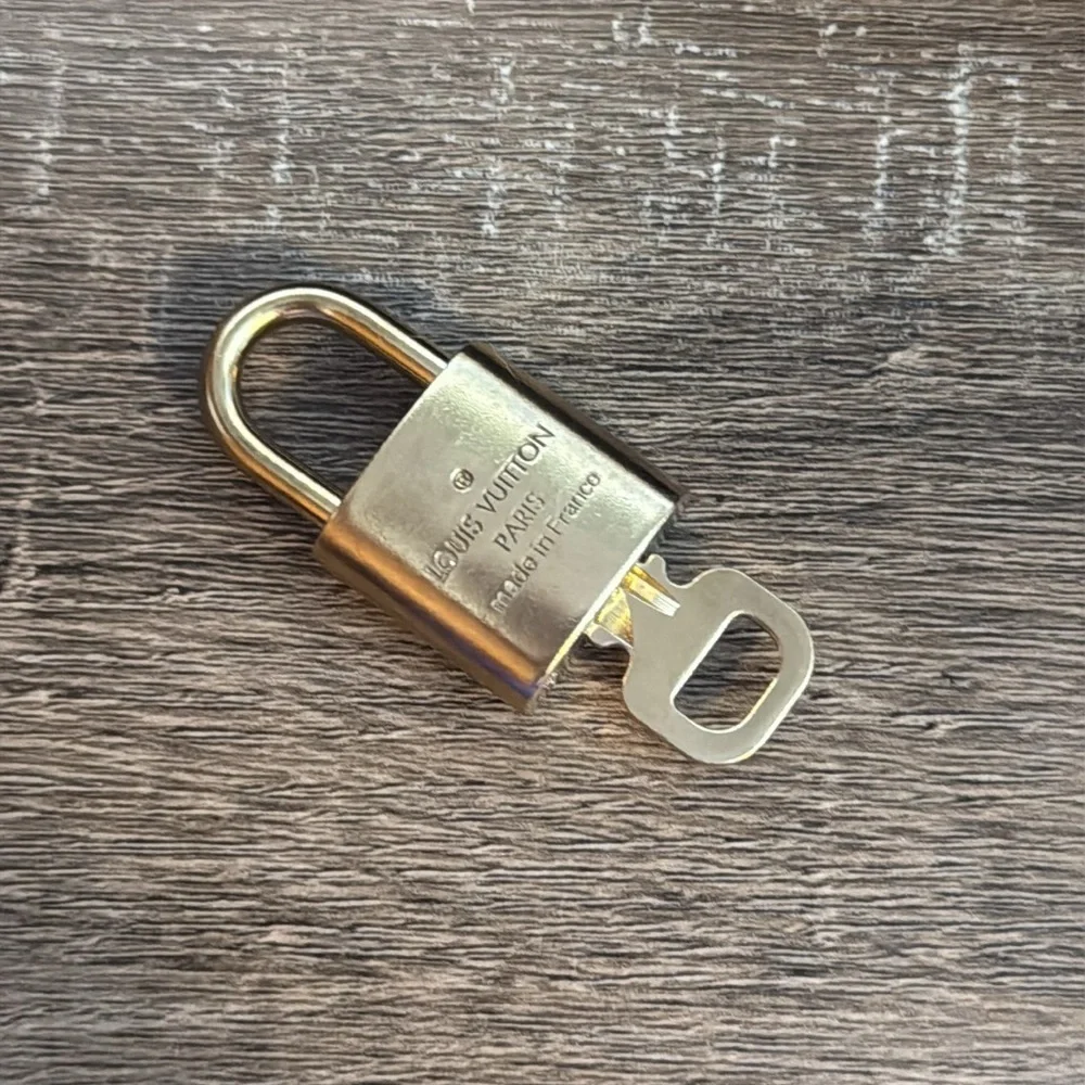 Louis vuitton brass lockset #341